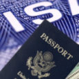 Οι Έλληνες πολίτες απαλλάσσονται οριστικά από την Visa για τις ΗΠΑ