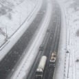Απαγορεύσεις κυκλοφορίας και υποχρεωτικές οι αλυσίδες λόγω χιονοπτώσεων