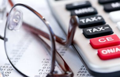 Φορολογική δήλωση 2021. Τι ισχύει για τις δαπάνες με ηλεκτρονικές συναλλαγές
