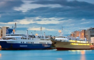 Ποιοι επιβάτες δικαιούνται έκπτωση στα ακτοπλοϊκά πλοία