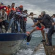Μετανάστες - Πρόσφυγες - άδεια διαμονής