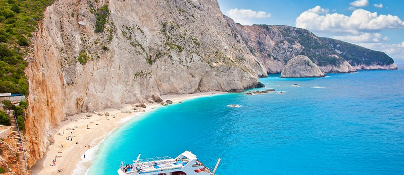 Λευκάδα: το καταπράσινο νησί του Ιονίου