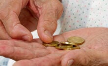 Οι ημερομηνίες πληρωμής όλων των συντάξεων ΙΚΑ, δημόσιο, ΟΑΕΕ, ΟΓΑ, ΝΑΤ, ΕΤΑΑ, ΕΦΚΑ, ΟΠΕΚΑ, επικουρικές συντάξεις ΕΤΕΑΕΠ