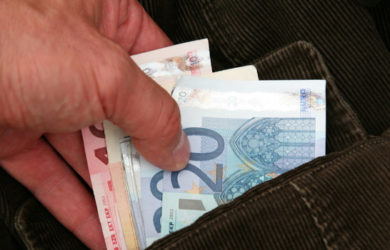 Οι ημερομηνίες πληρωμής όλων των συντάξεων ΙΚΑ, δημόσιο, ΟΑΕΕ, ΟΓΑ, ΝΑΤ, ΕΤΑΑ, ΕΦΚΑ, ΟΠΕΚΑ, επικουρικές συντάξεις ΕΤΕΑΕΠ