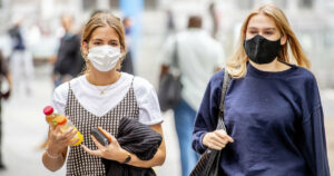 Με ΚΥΑ (ΦΕΚ) καταργούνται επίσημα τα μέτρα για τον κορονοϊό