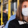 Υποχρεωτική χρήση μάσκας στις αστικές συγκοινωνίες και ταξί