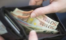 Κατάσχεση σύνταξης. Μέχρι ποιο ποσό γίνεται νόμιμα