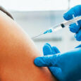 Εμβολιασμός κατά του κορονοϊού με το επικαιροποιημένο εμβόλιο