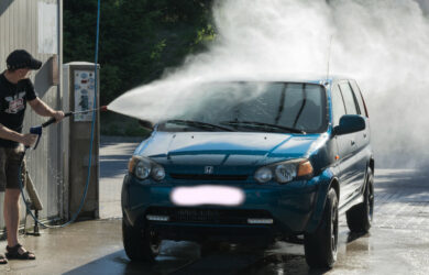 Πλυντήριο και λιπαντήριο αυτοκινήτων οχημάτων
